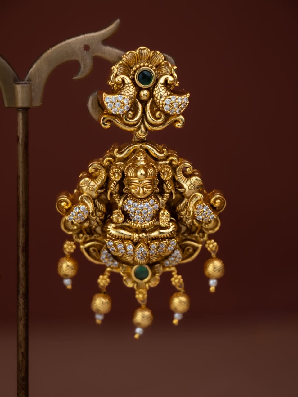 Atharva Chandbali  Earring