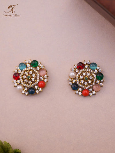 Yukta Stud Earrings