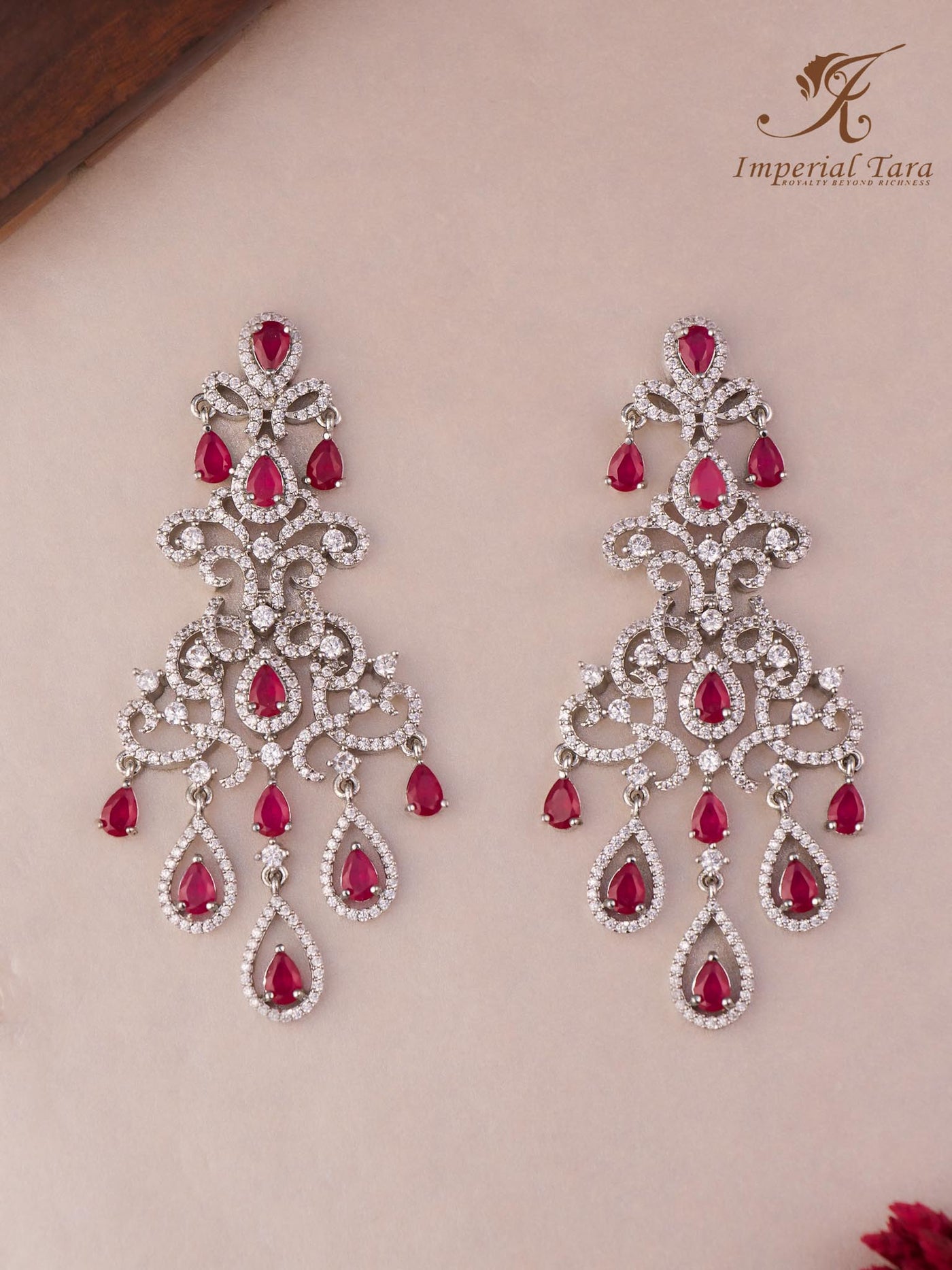 Zuri Dangler Earrings