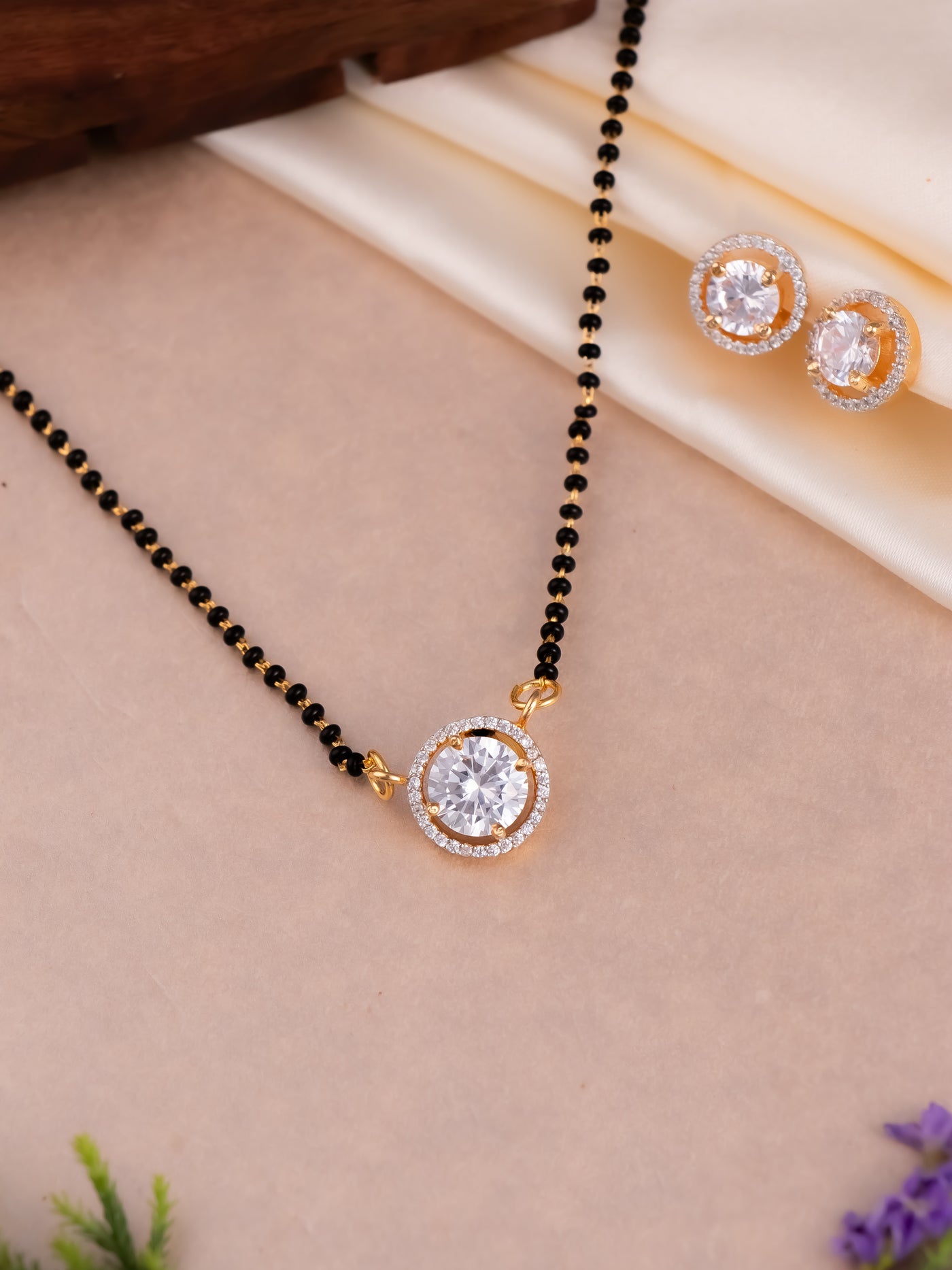 Solitaire diamond mangalsutra designs 2025