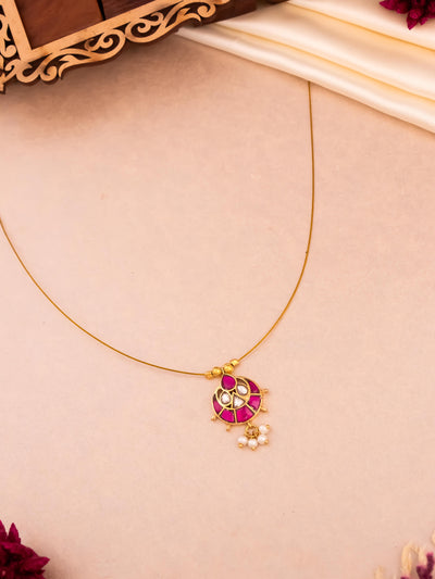 Invisible necklace with pearl drops