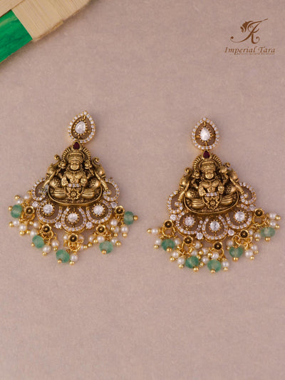 Lakshmi Chandbali earrings in pendant set 