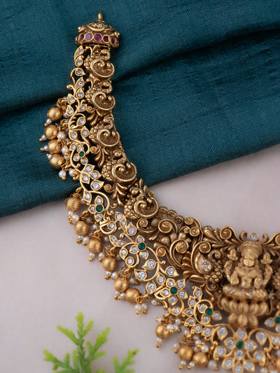 Eesha Short Matinee Necklace