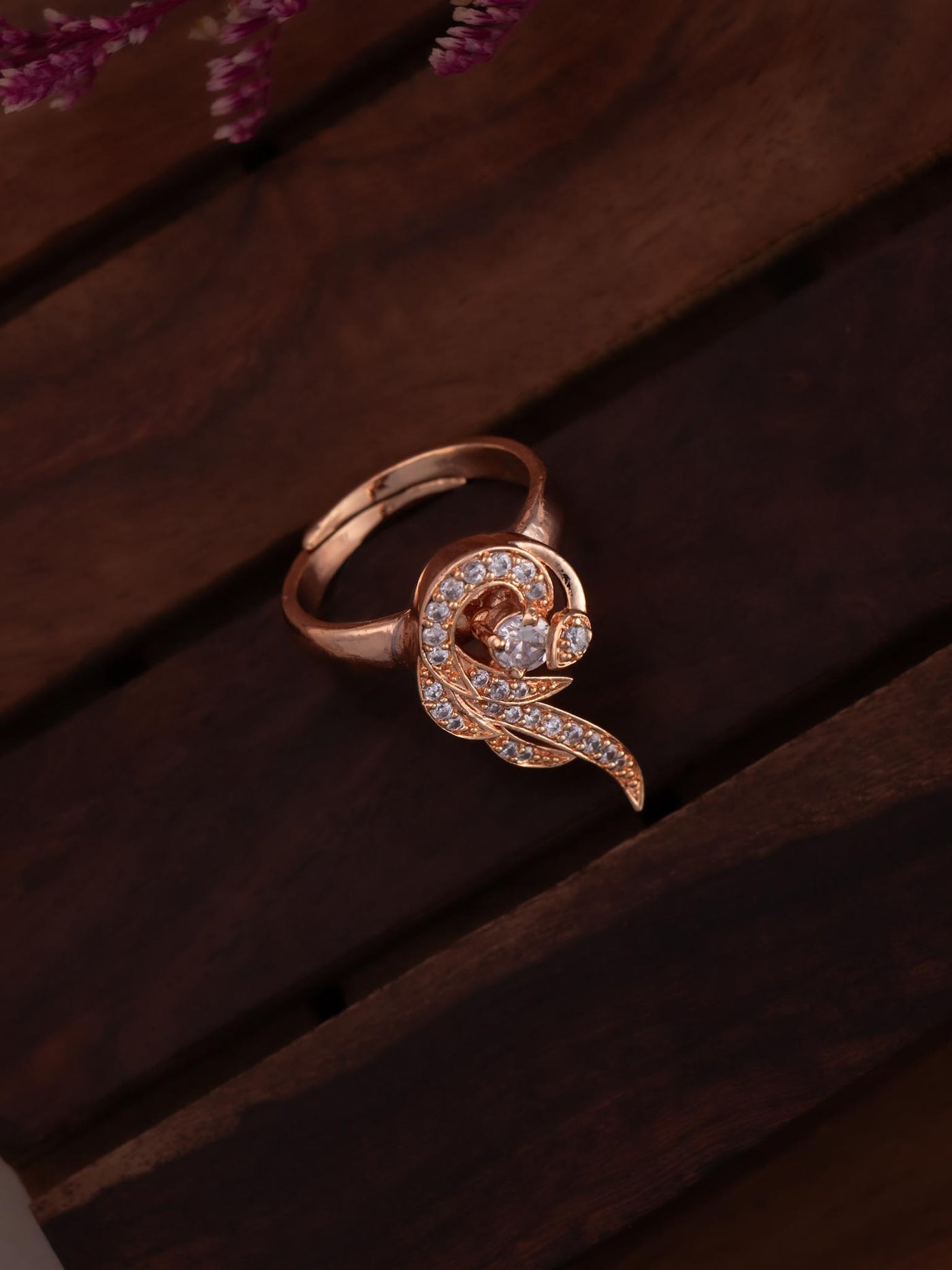 Naaz Finger Ring
