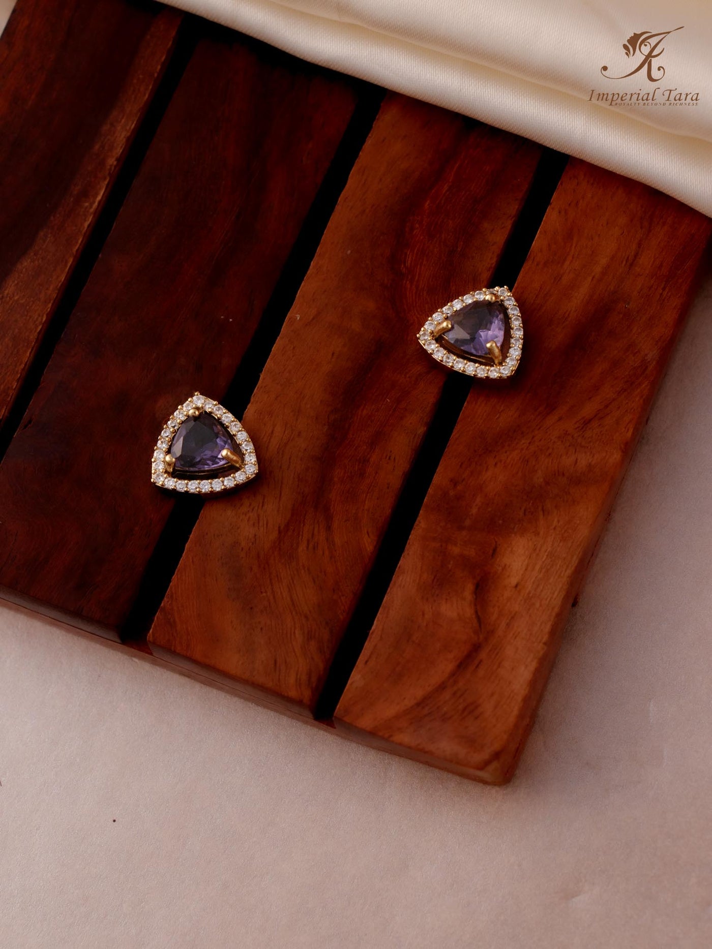 Samira  Mangalsutra