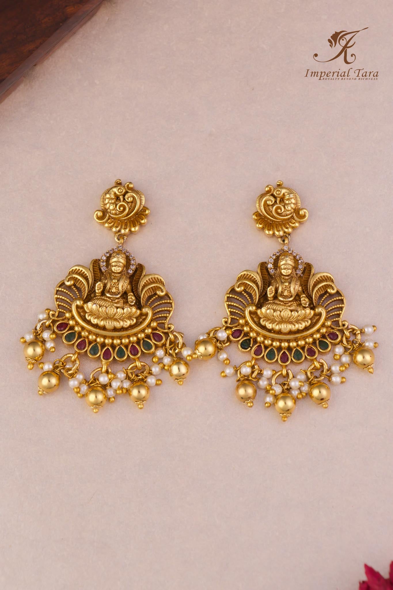 Chandbali earrings detail of laxmi Siya pendant set