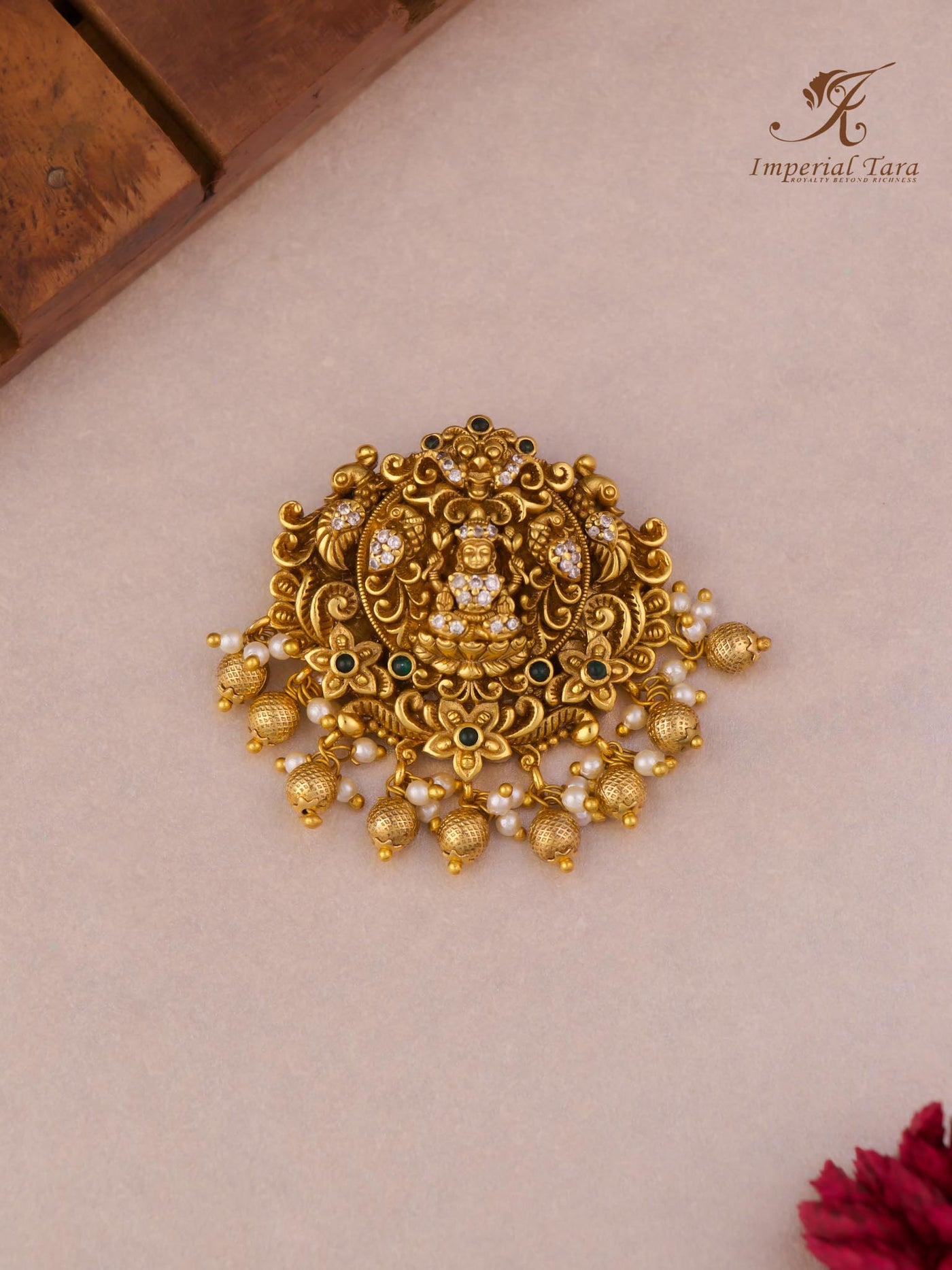 Veda Pendant