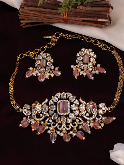Simple choker necklace in flower design with beads