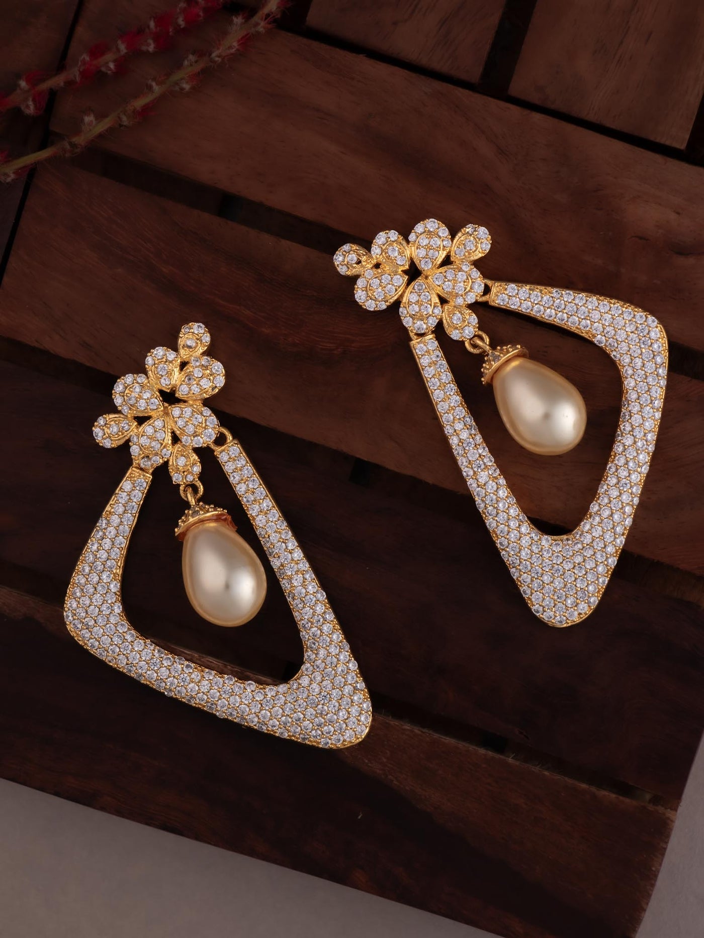Ria Dangler Earrings
