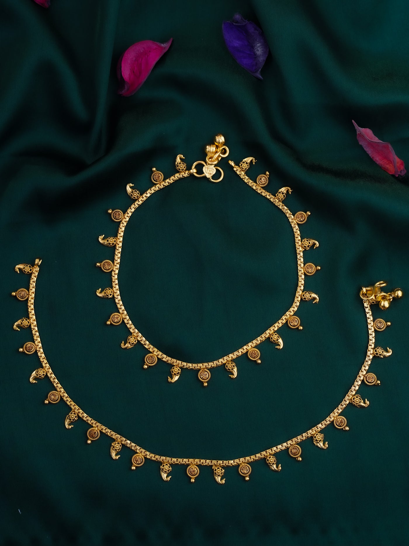 Simple Gold Anklets,Gold payal,bridal payal,anklets,temple  jewellery