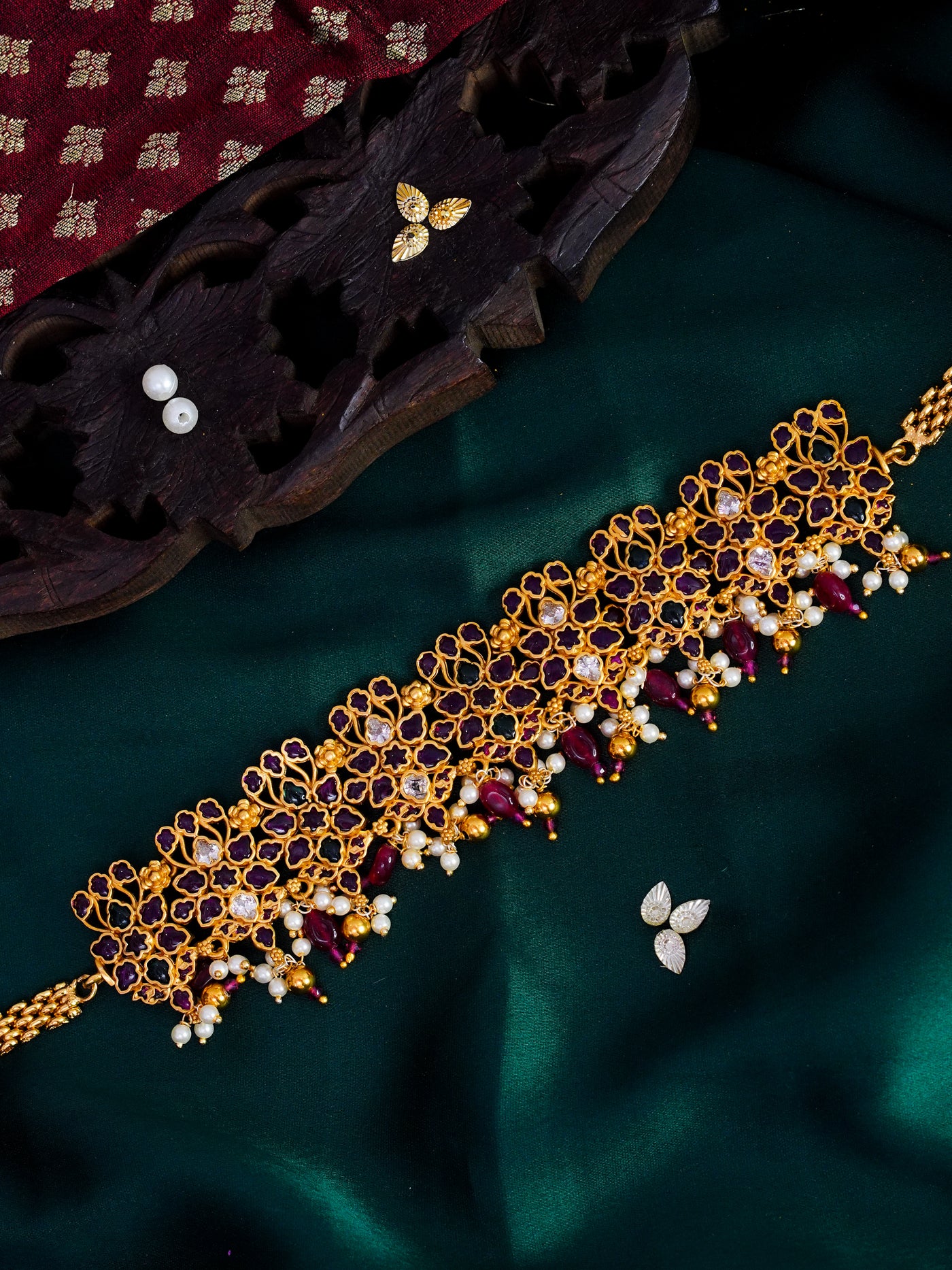 Iksha Choker Necklace