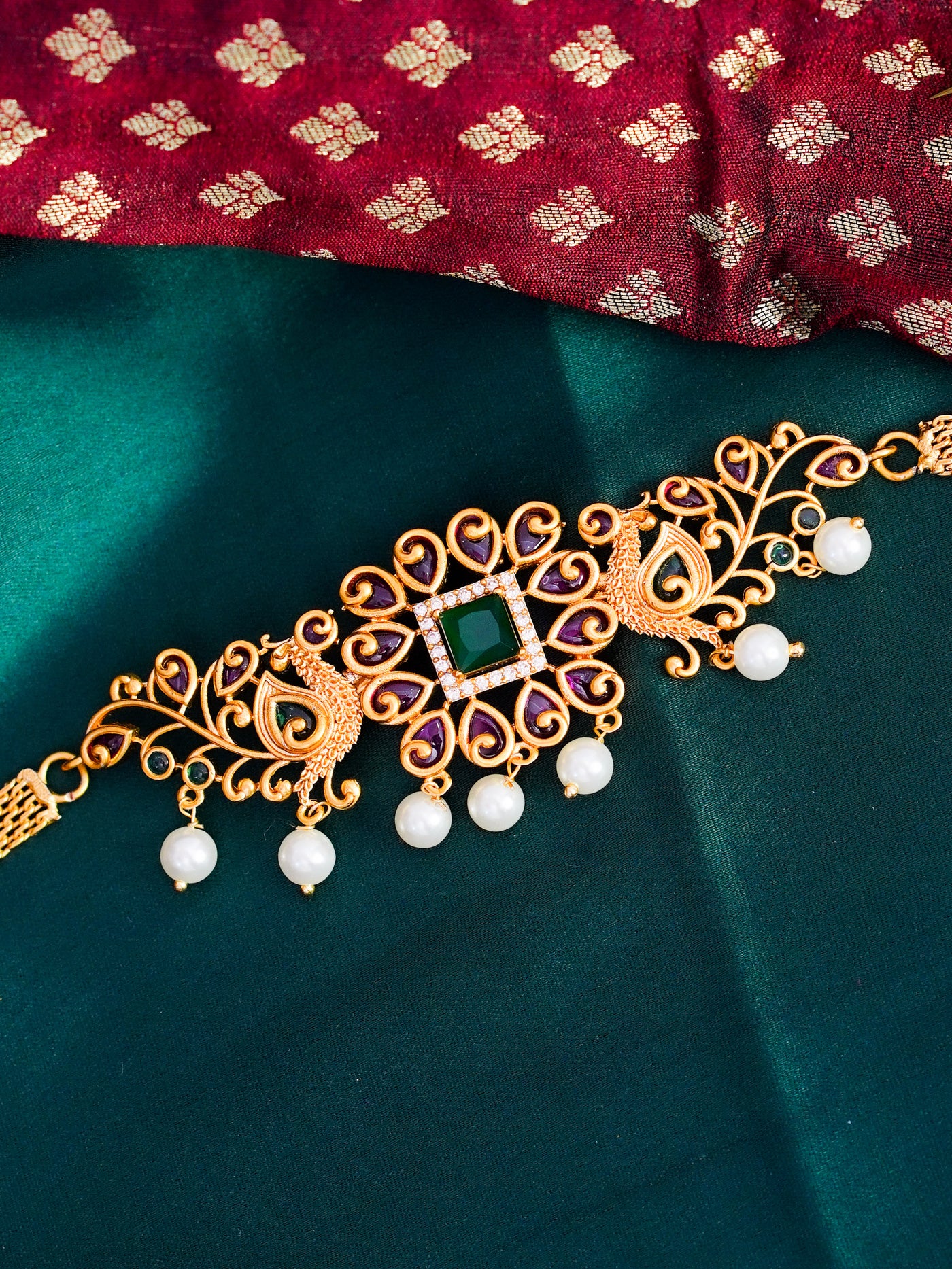 Gyanvi Choker Necklace