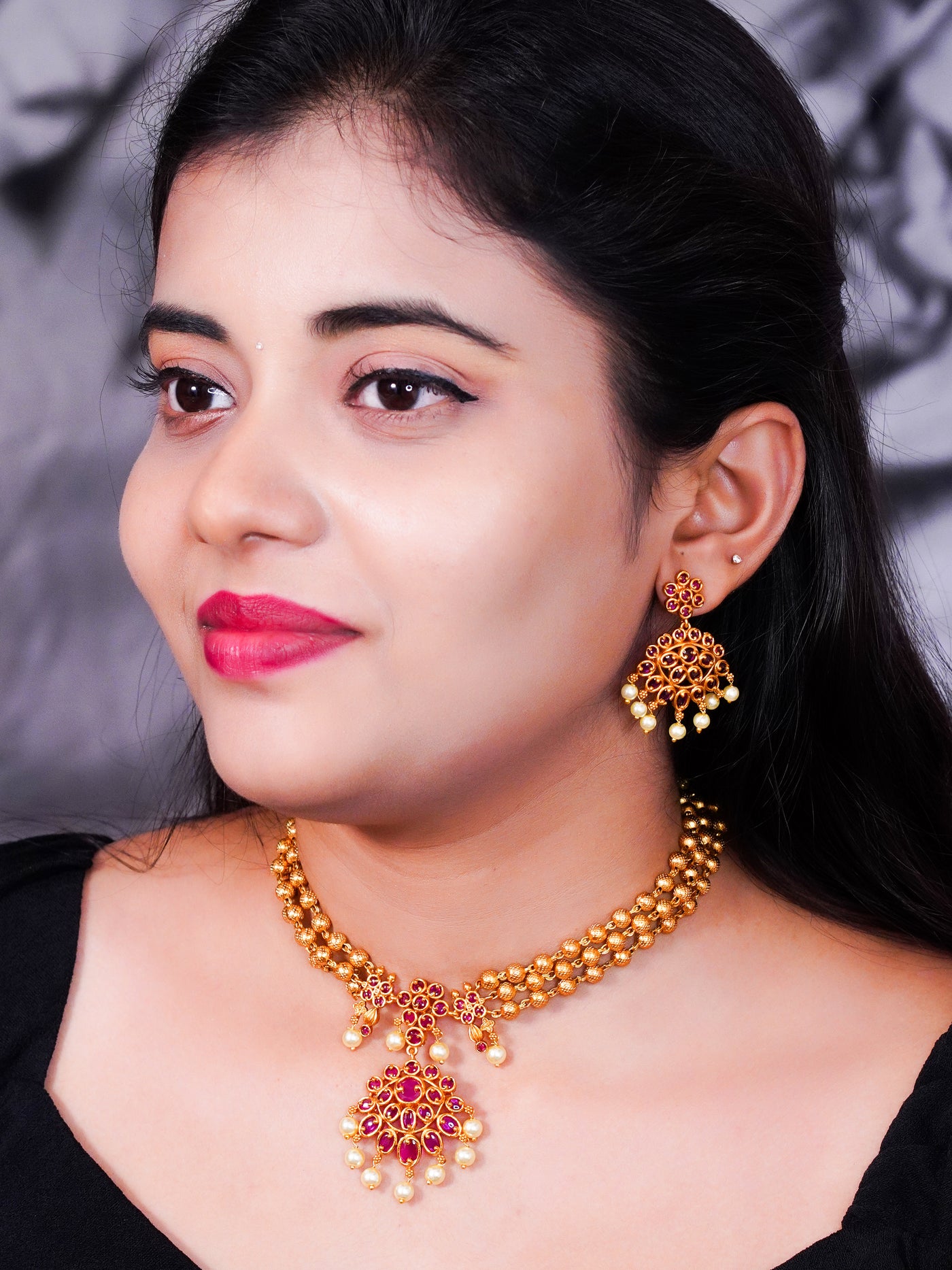 Vahini Short Matinee Necklace