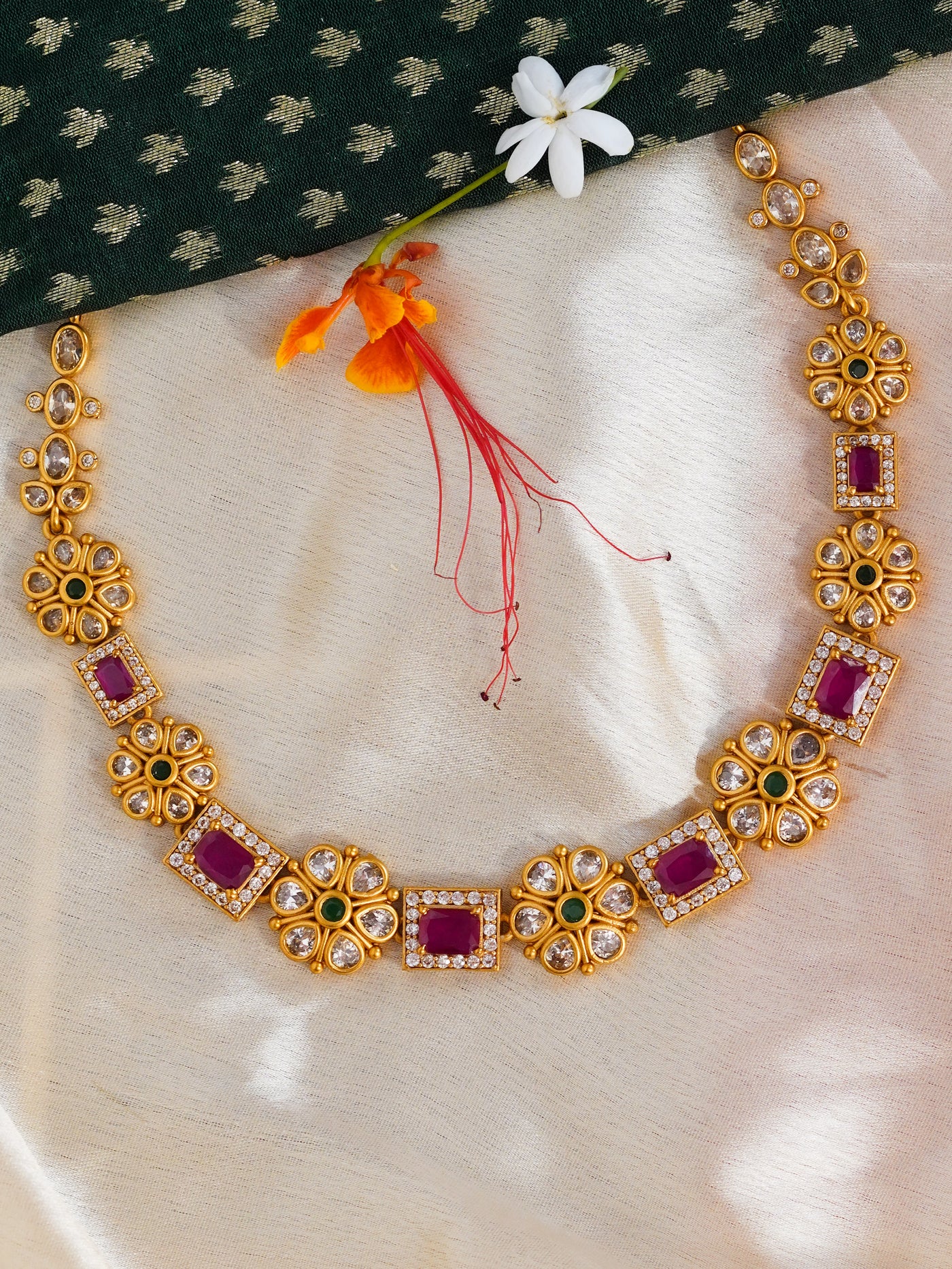 Pankhi Collar Necklace